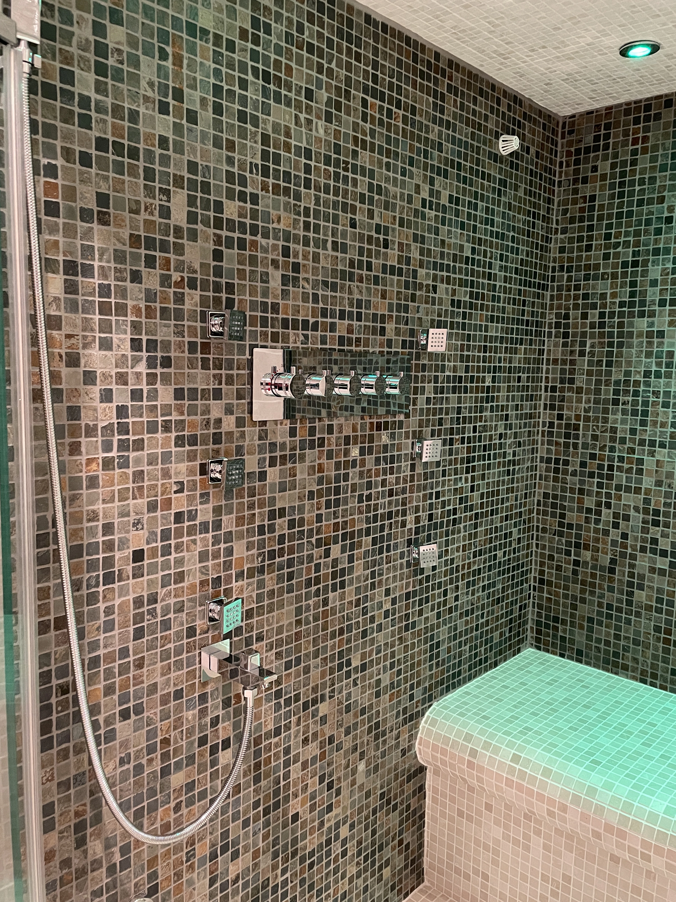 Bespoke Steam Room thumbnail