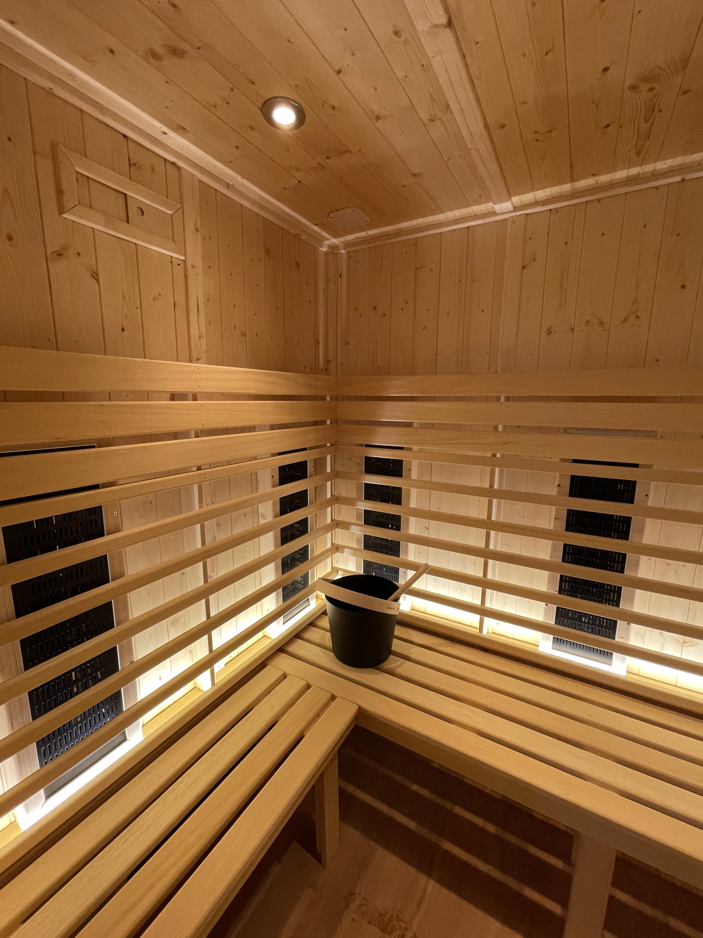 Oceanic Outdoor Sauna thumbnail